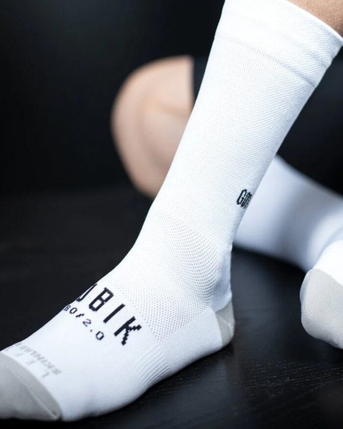 GOBIK Calcetines Unisex Iro 2.0 White Logo - Imagen 2