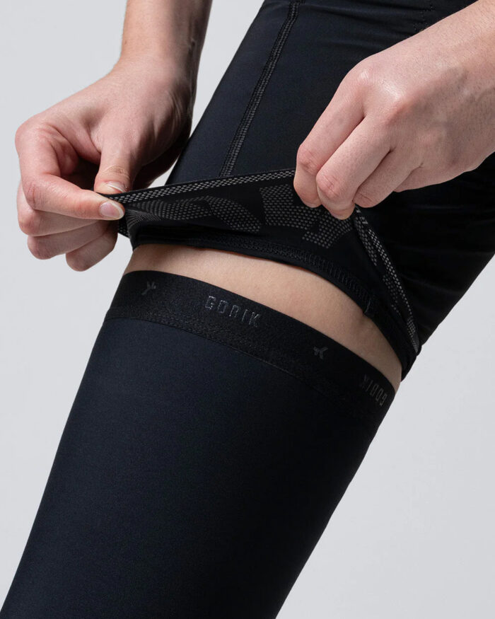 GOBIK Rodilleras Unisex Haru 2.0 Pitch Black - Imagen 3