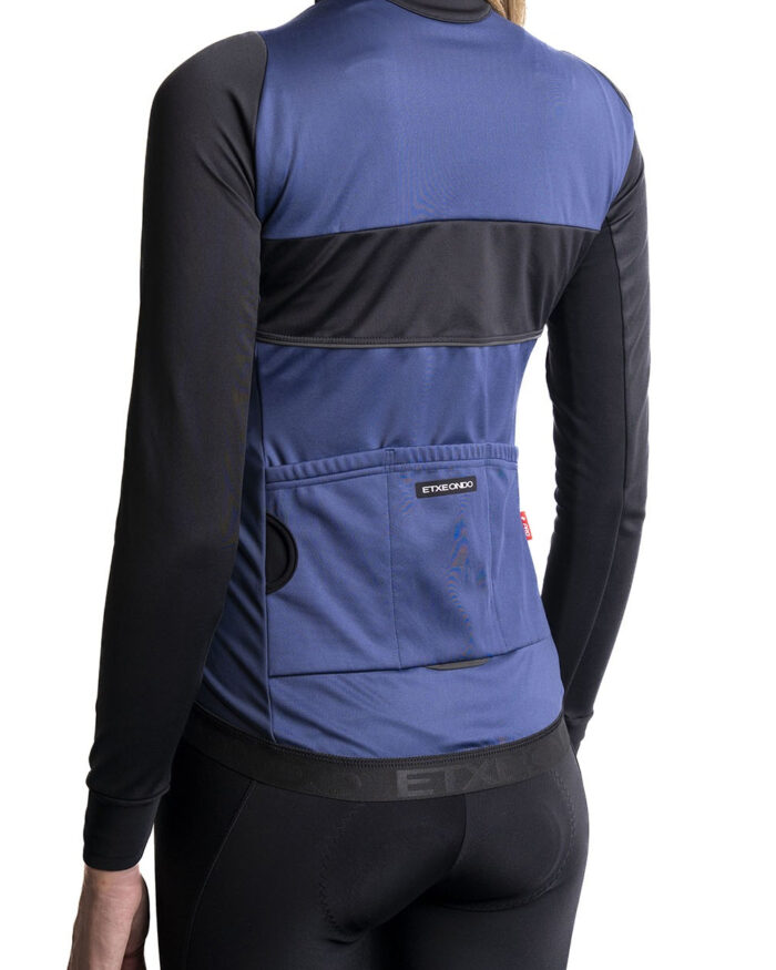 ETXEONDO Chaqueta Mujer 76 Pro Gore-Tex Windstopper azul marino / negro - Imagen 4