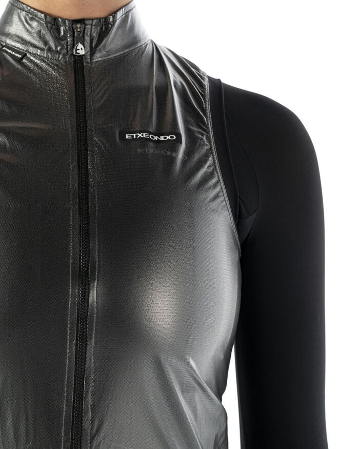 ETXEONDO Chaleco Mujer Busti negro - Imagen 3