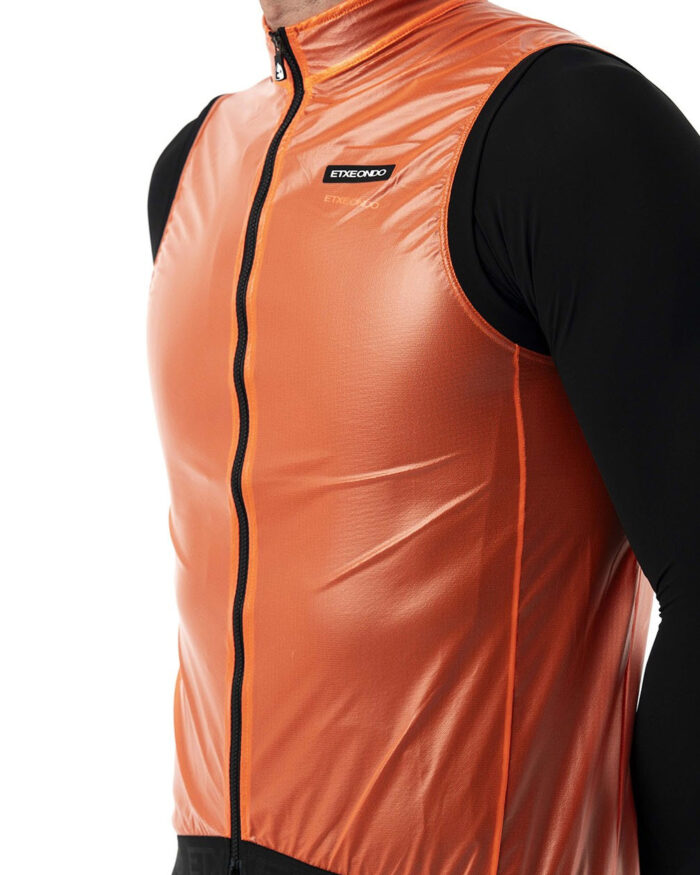ETXEONDO Chaleco Hombre Busti naranja fluor - Imagen 3