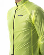 ETXEONDO Capa Cortavientos Hombre Busti amarillo fluor - Imagen 3
