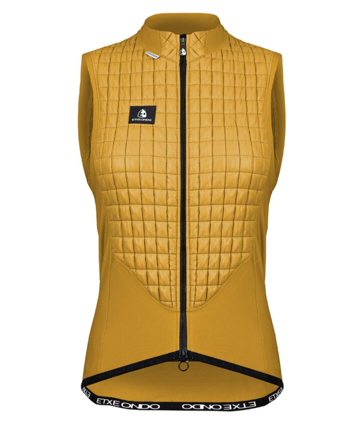 CH-ARA-AMA-1 ETXEONDO Chaleco Mujer Ara Primaloft amarillo mostaza - Imagen 1
