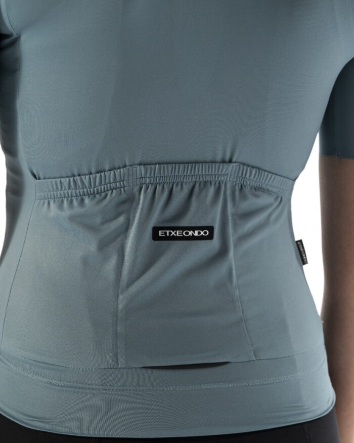 ETXEONDO Maillot Manga Corta Mujer Gara gris azulado - Imagen 4