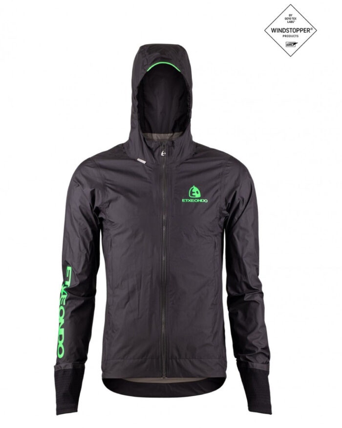 MUGI-1 ETXEONDO Chaqueta Unisex Gore-Tex Windstopper Mugi negro - Imagen 1