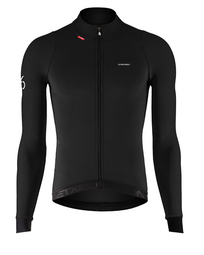 chaqueta-76-pro-negro-del ETXEONDO Chaqueta Hombre 76 Pro Gore-Tex Windstopper negro - Imagen 1