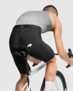 ASSOS Culotte Corto Hombre Sin Tirantes Mille GT S11 Black Series - Imagen 4