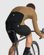 ASSOS Maillot Manga Larga Hombre Mille GT Spring Fall C2 Bronze Ash - Imagen 4