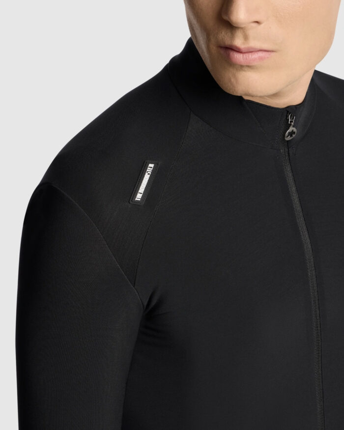 ASSOS Chaqueta Fina Hombre Endurance Thermobooster Black Series - Imagen 5