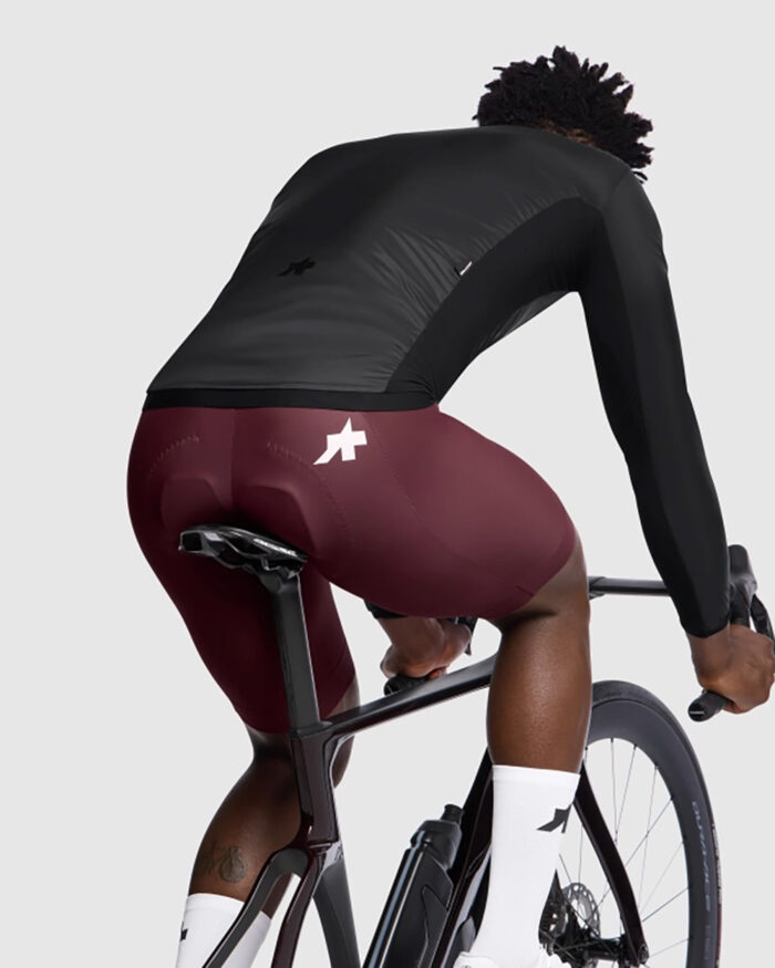 ASSOS Chaqueta Cortavientos Hombre Mille GT S11 Black Series - Imagen 4