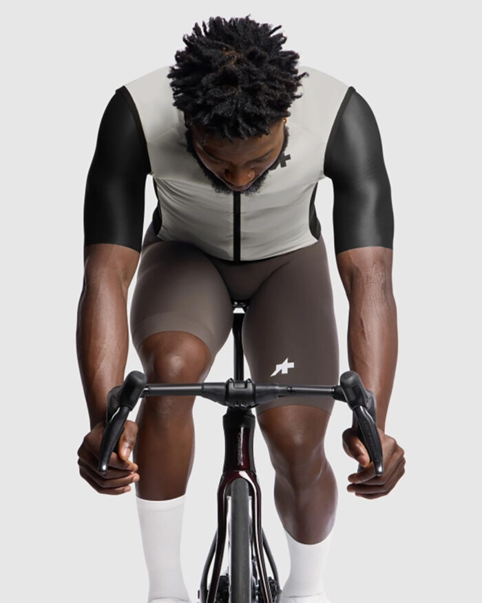 ASSOS Chaleco Hombre Mille GT Almond Green - Imagen 3
