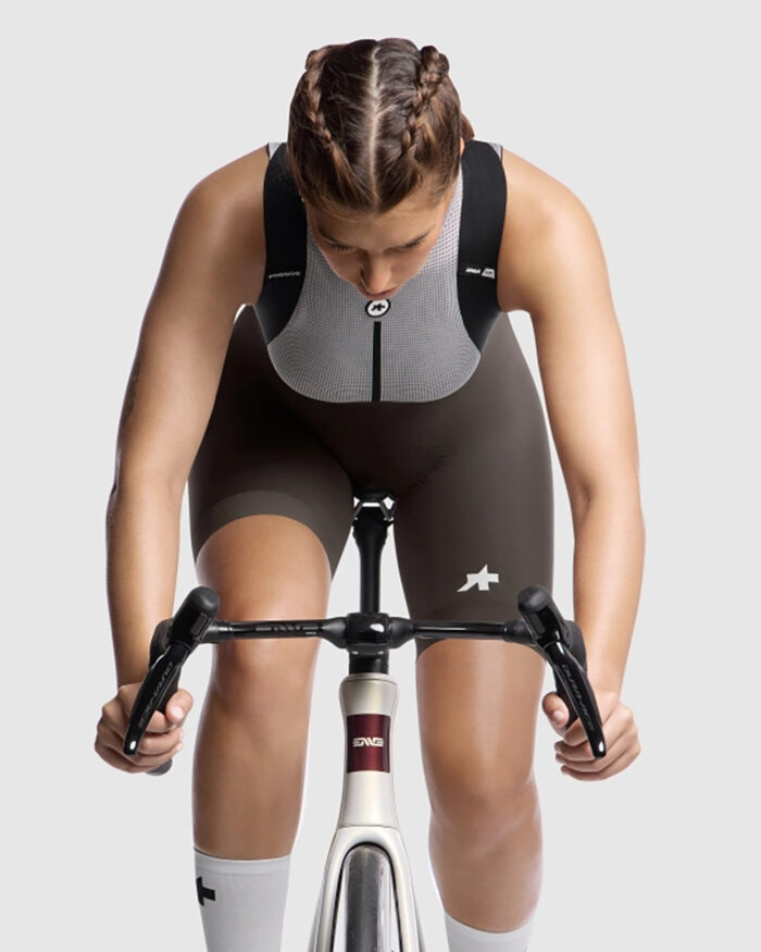 ASSOS Culotte Corto Mujer Uma GT S11 Wild Brown - Imagen 3