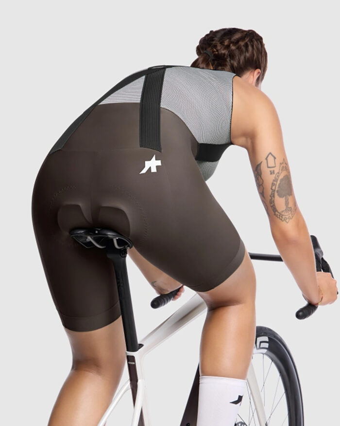 ASSOS Culotte Corto Mujer Uma GT S11 Wild Brown - Imagen 4