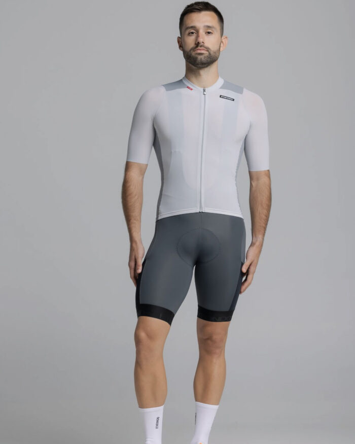 ETXEONDO Maillot Manga Corta Hombre Alde 110 gris nube / gris piedra - Imagen 3