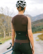 ETXEONDO Maillot Manga Corta Mujer Alda 110 pardo / chocolate - Imagen 4