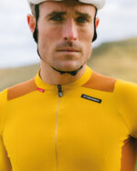 ETXEONDO Maillot Manga Larga Hombre Alde mostaza / ocre - Imagen 3