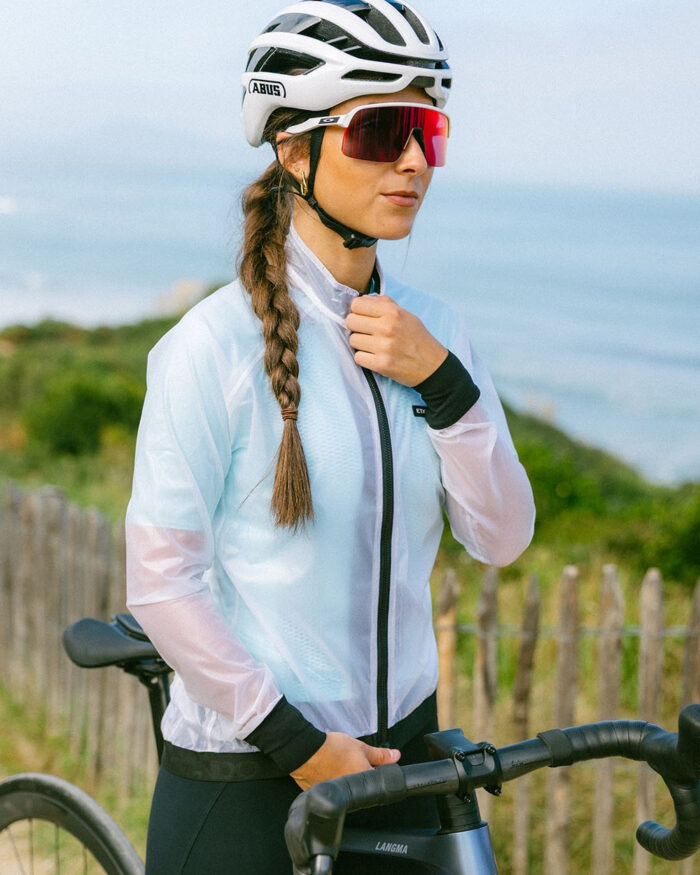 ETXEONDO Capa Cortavientos Mujer Busti blanco - Imagen 3