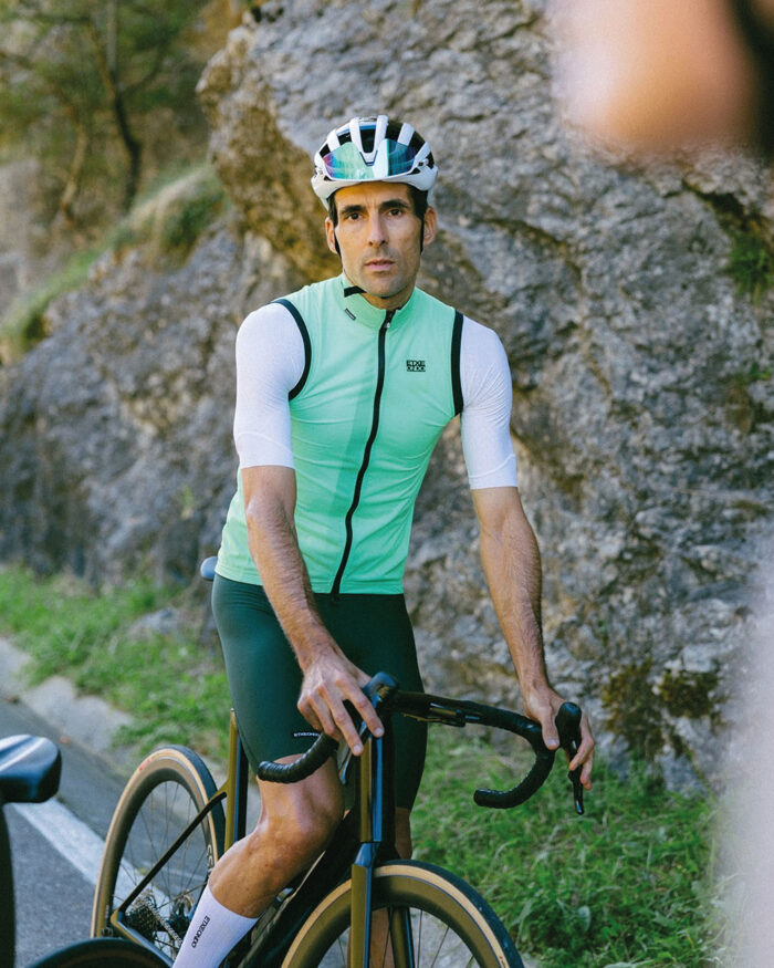 ETXEONDO Chaleco Unisex EON verde ácido - Imagen 3