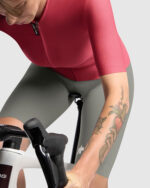 ASSOS Maillot Manga Corta Mujer Dyora R S11 Deadly Berry - Imagen 4