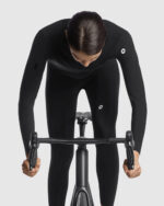 ASSOS Maillot Manga Larga Mujer Uma GT Spring Fall C2 Black Series - Imagen 3