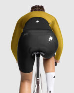 ASSOS Maillot Manga Larga Mujer Uma GT S11 Evo Golden Yellow - Imagen 4