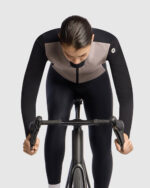 ASSOS Chaqueta Mujer Uma GT Hashoogi Winter S11 Dune Sand - Imagen 3