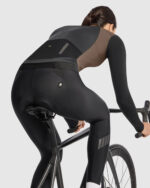 ASSOS Chaqueta Mujer Uma GTV Spring Fall S11 Terra Sand - Imagen 4