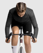 ASSOS Cortavientos Mujer Uma GT Wind S11 Black Series - Imagen 3