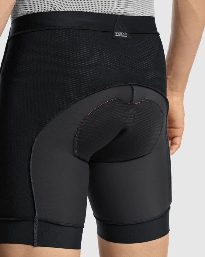 ASSOS Culotte Corto Hombre Trail Urban T5 Black Series - Imagen 5