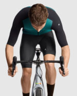 ASSOS Maillot Manga Corta MTB/Gravel Hombre Tactica T5 Foundation Green - Imagen 3