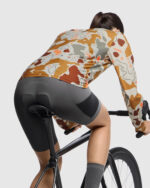 ASSOS Camiseta Manga Larga Unisex MTB Tactica T5 Mud-Flage Halftone Camo - Imagen 6