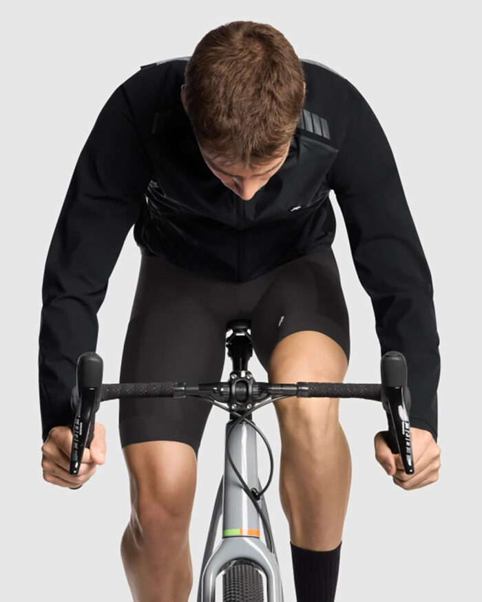 ASSOS Chaqueta Cortavientos Hombre Tactica Steinadler T5 Black Series - Imagen 3