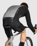 ASSOS Chaqueta Cortavientos Hombre Tactica Steinadler T5 Black Series - Imagen 4