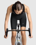 ASSOS Culotte Corto Mujer Tactica Kieskafer T5 Black Series - Imagen 3
