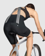 ASSOS Culotte Corto Mujer Tactica Kieskafer T5 Black Series - Imagen 5