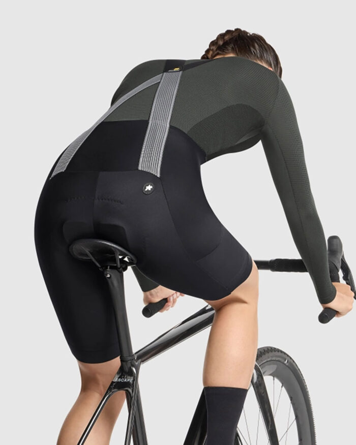 ASSOS Culotte Corto Mujer Tactica Spring Fall T5 Black Series - Imagen 4
