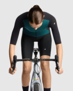 ASSOS Maillot Manga Corta MTB/Gravel Mujer Tactica T5 Foundation Green - Imagen 3