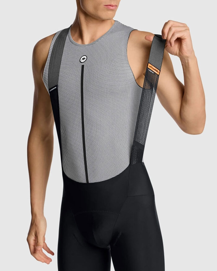 ASSOS Camiseta Interior Sin Mangas Hombre Summer P1 Grey Series - Imagen 3