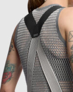 ASSOS Camiseta Interior Sin Mangas Unisex Equipe P1 Ice Grey - Imagen 6