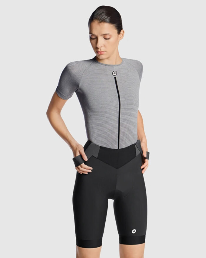 ASSOS Camiseta Interior Manga Corta Mujer Summer P1 Grey Series - Imagen 3