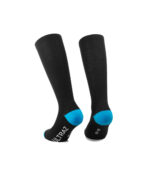 ASSOS Calcetines Ultraz Winter FUGU Black Series - Imagen 2
